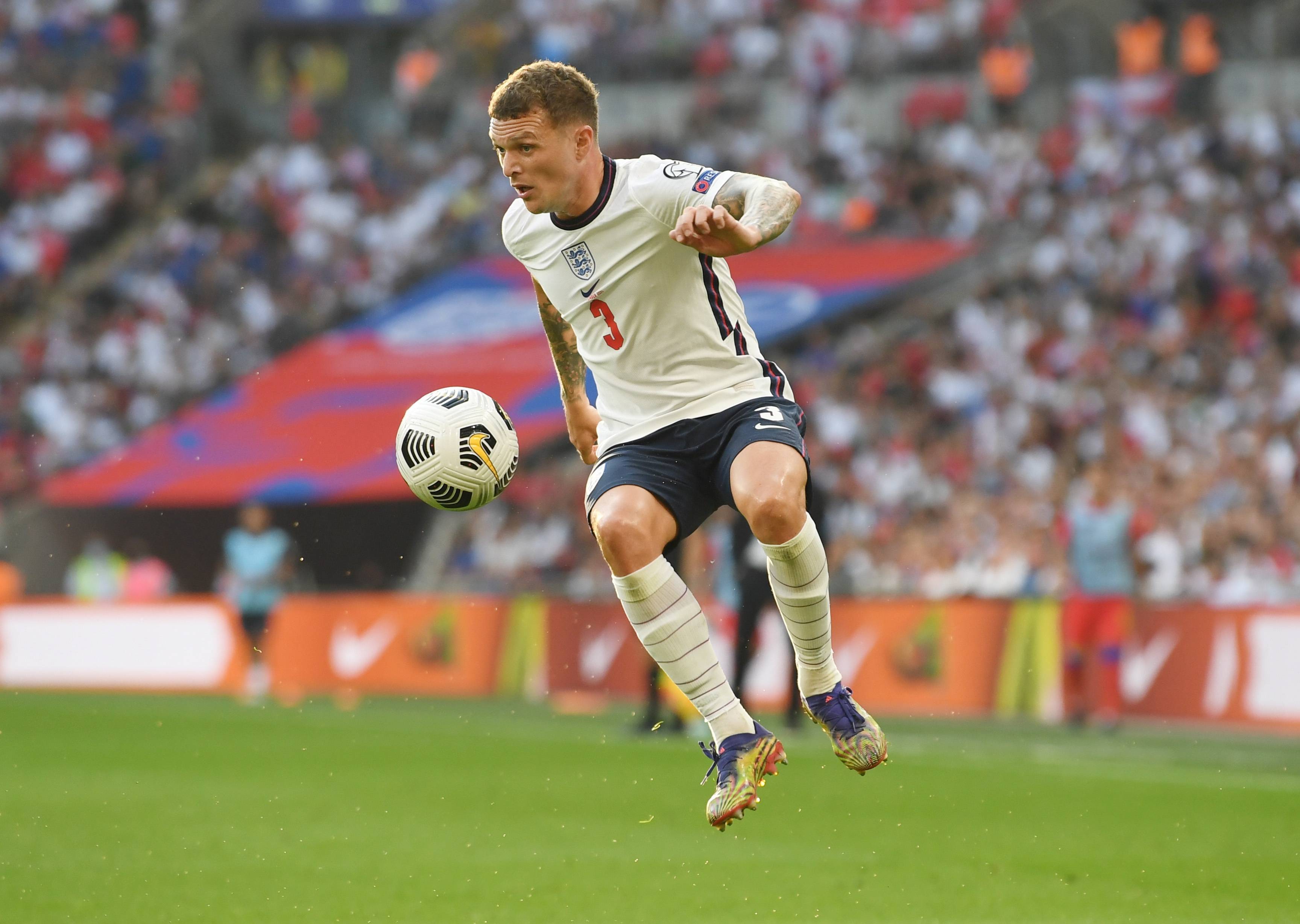 对抗性的比 对抗性的比