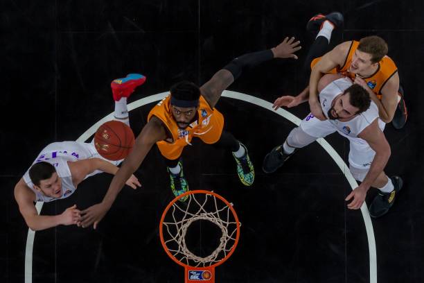 使铜梁龙成 使铜梁龙成